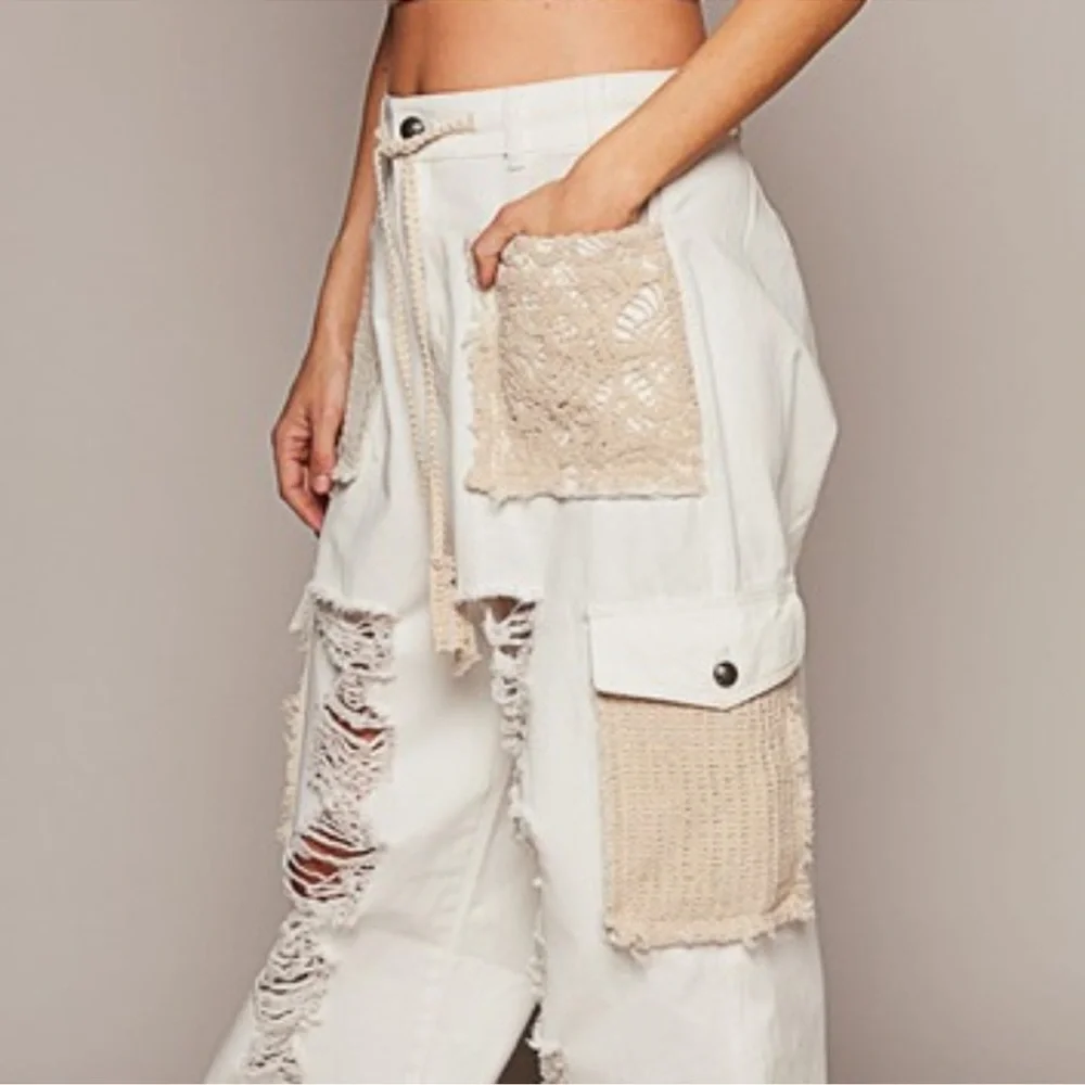 POL Women's Off-White Lace Joggers - Picture 3 of 9